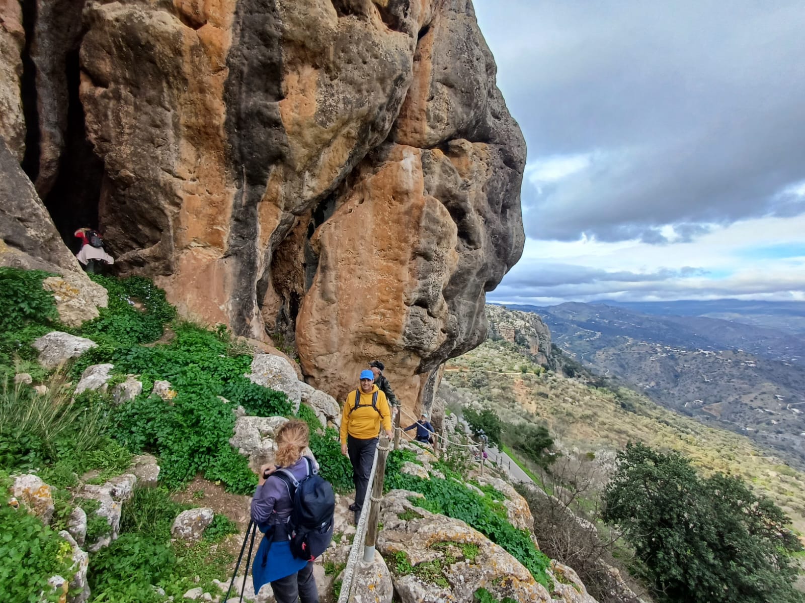 Ruta de autor por Comares: C-5 del libro